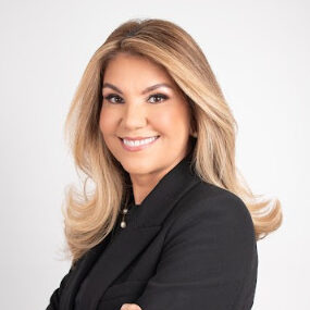 Adriana Carla Oliveira